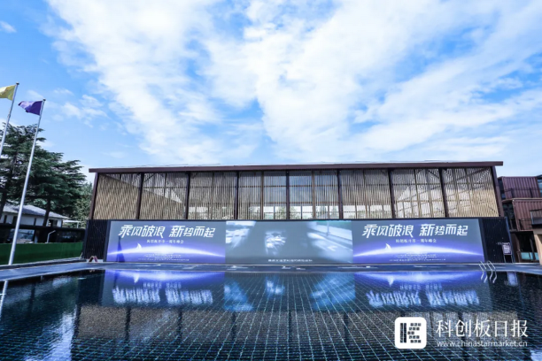 ����18(�й���)�ٷ���վ