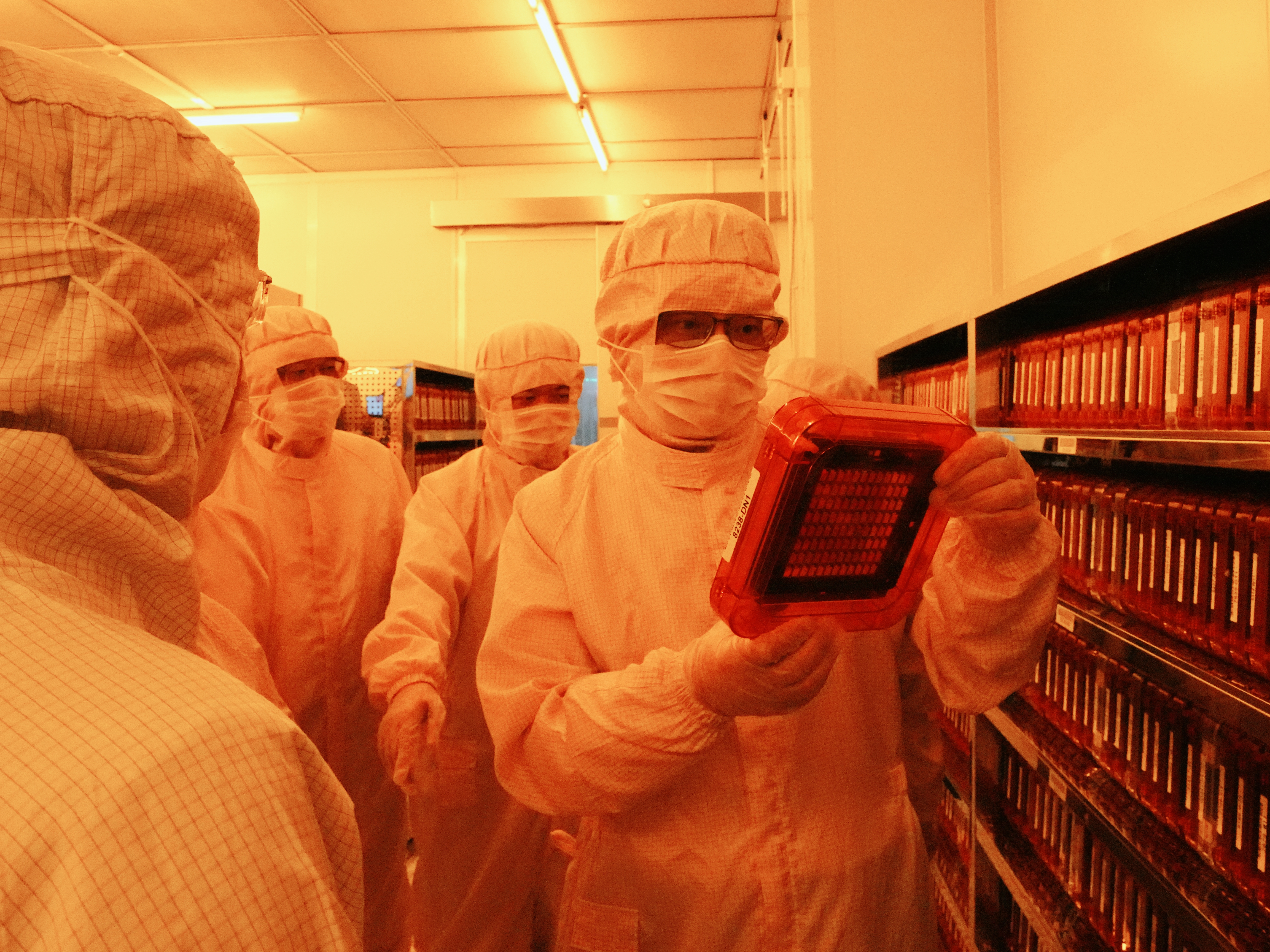 5.9新利18集团党委副书记、董事白勇一行莅临调研 (20) 5.9新利18集团党委副书记、董事白勇一行莅临调研 (20)